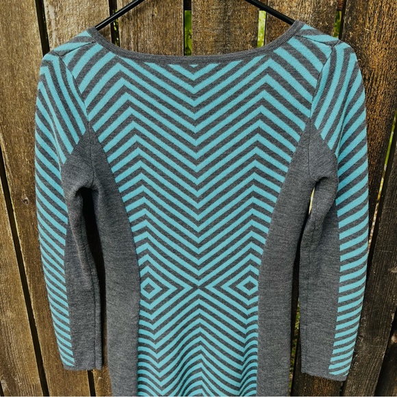 Krimson Klover Merino Wool Sweater Dress In Gray & Blue Sz XS - Picture 5 of 11